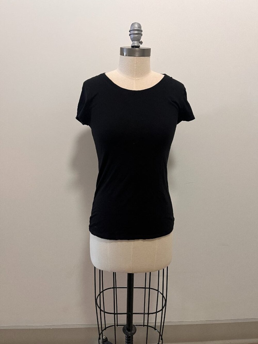 AMBIANCE Black Short Sleeve T-Shirt